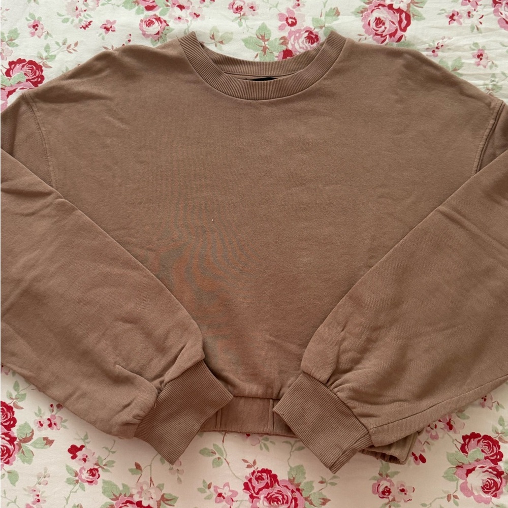 Cozy Brown Women's cropped Sweater
